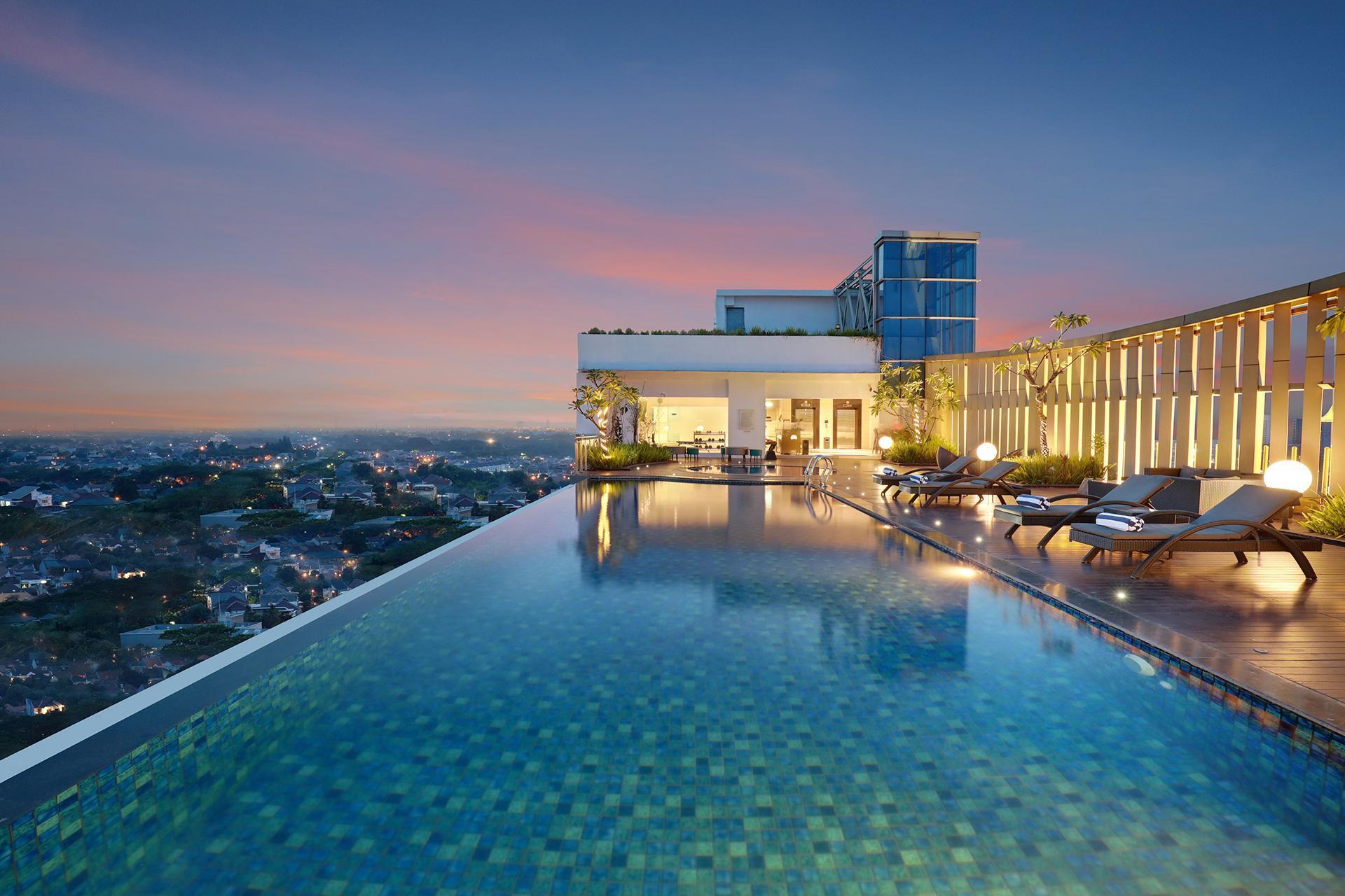 Hotel Ciputra Cibubur Managed By Swiss-Belhotel International Ngoại thất bức ảnh