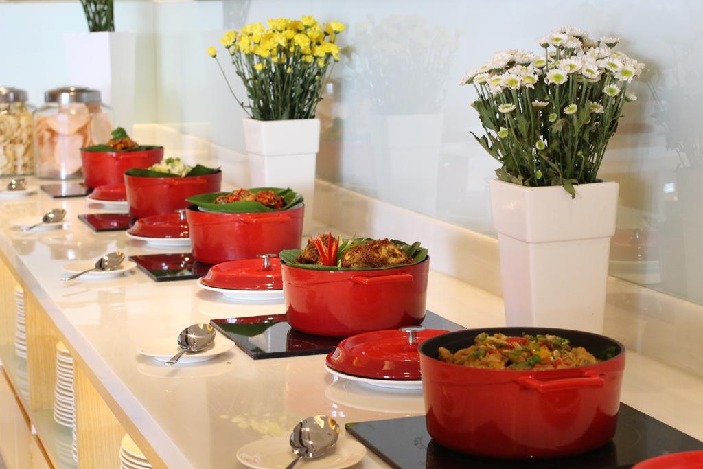 Hotel Ciputra Cibubur Managed By Swiss-Belhotel International Ngoại thất bức ảnh