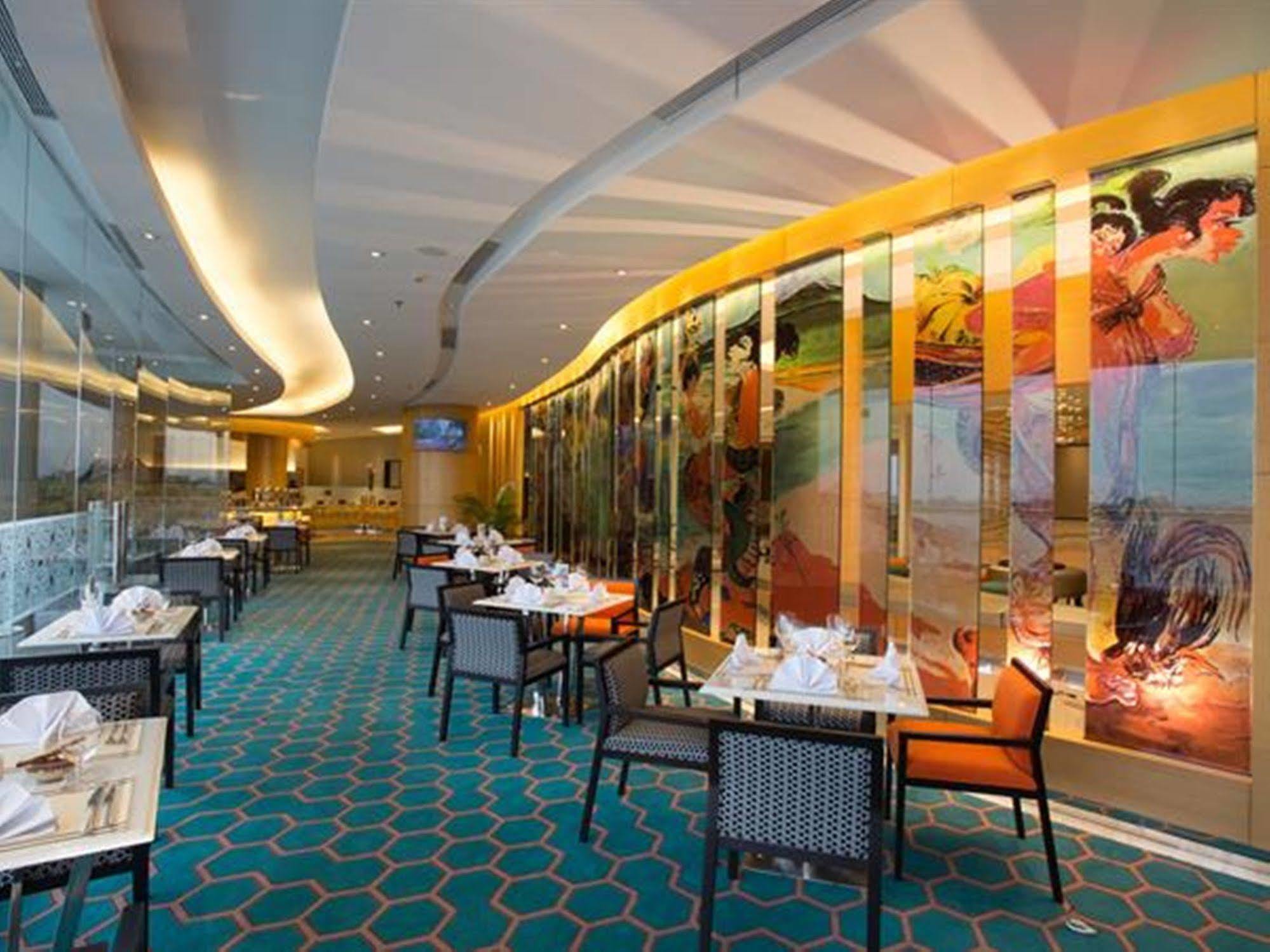 Hotel Ciputra Cibubur Managed By Swiss-Belhotel International Ngoại thất bức ảnh