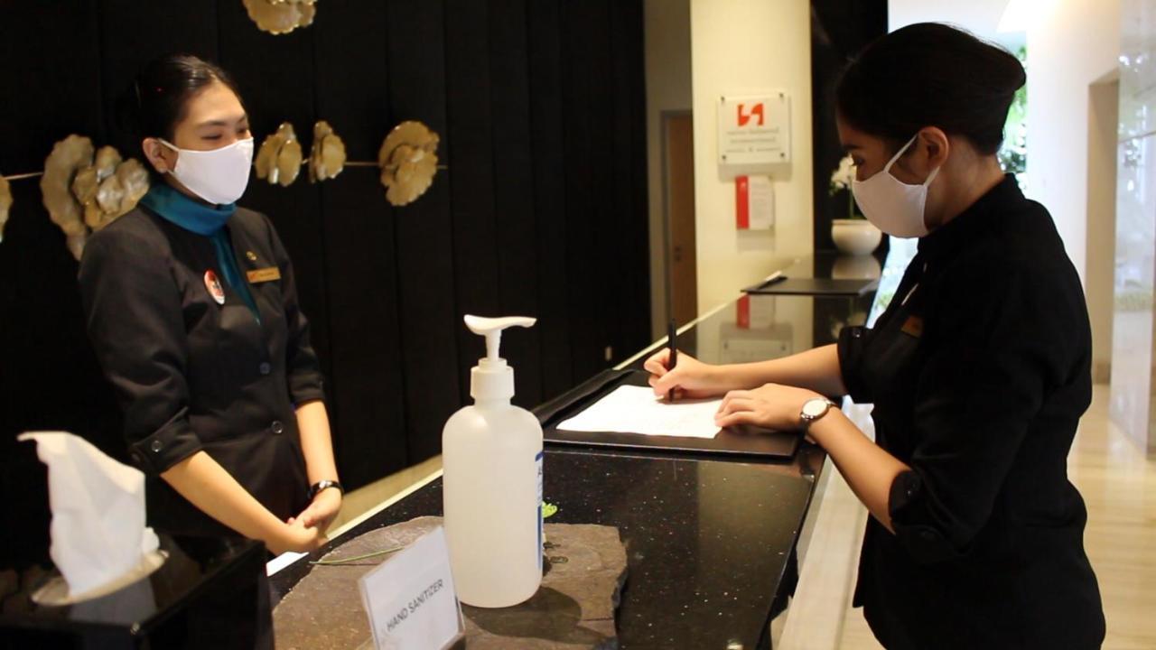 Hotel Ciputra Cibubur Managed By Swiss-Belhotel International Ngoại thất bức ảnh